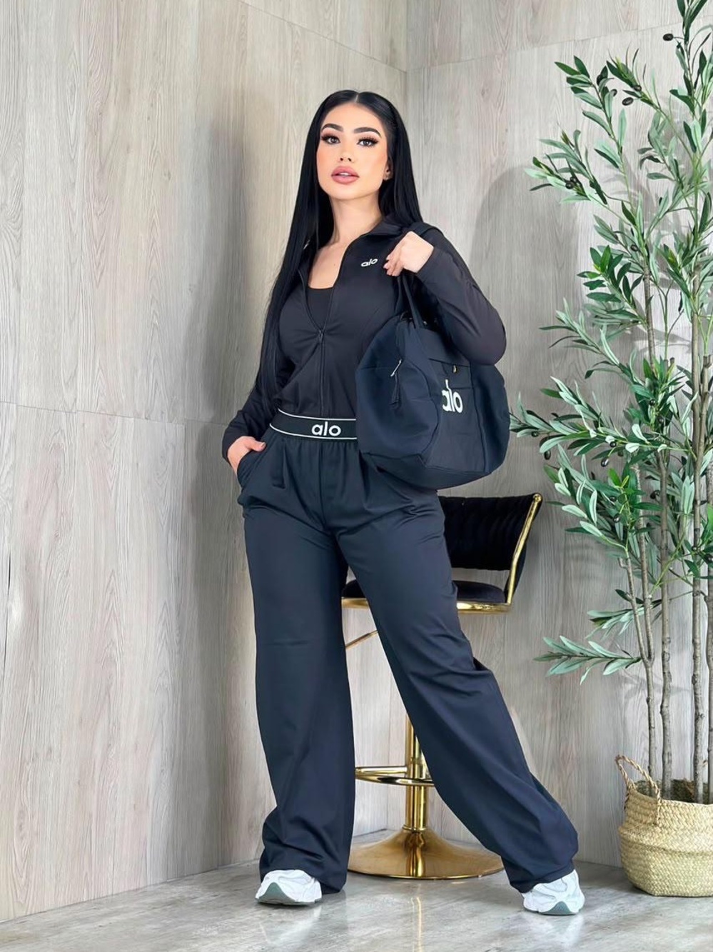 ALO Yoga Women’s Black Wide-Leg Lounge Pants